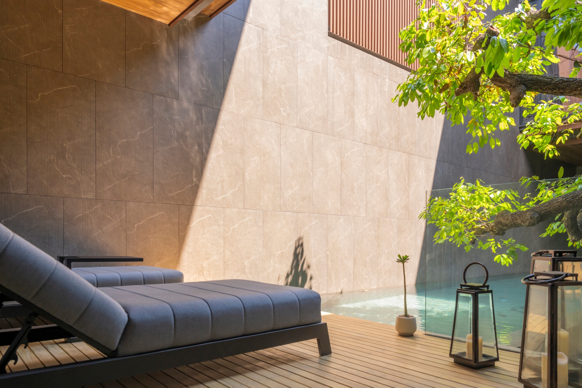 in image of a Laguna Beach Home showcasing a pool and sunlounge